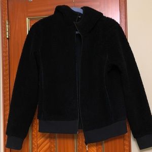 Uniqlo fleece sweater